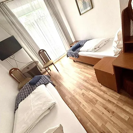 Fortuna Πανσιόν Świeradów-Zdrój